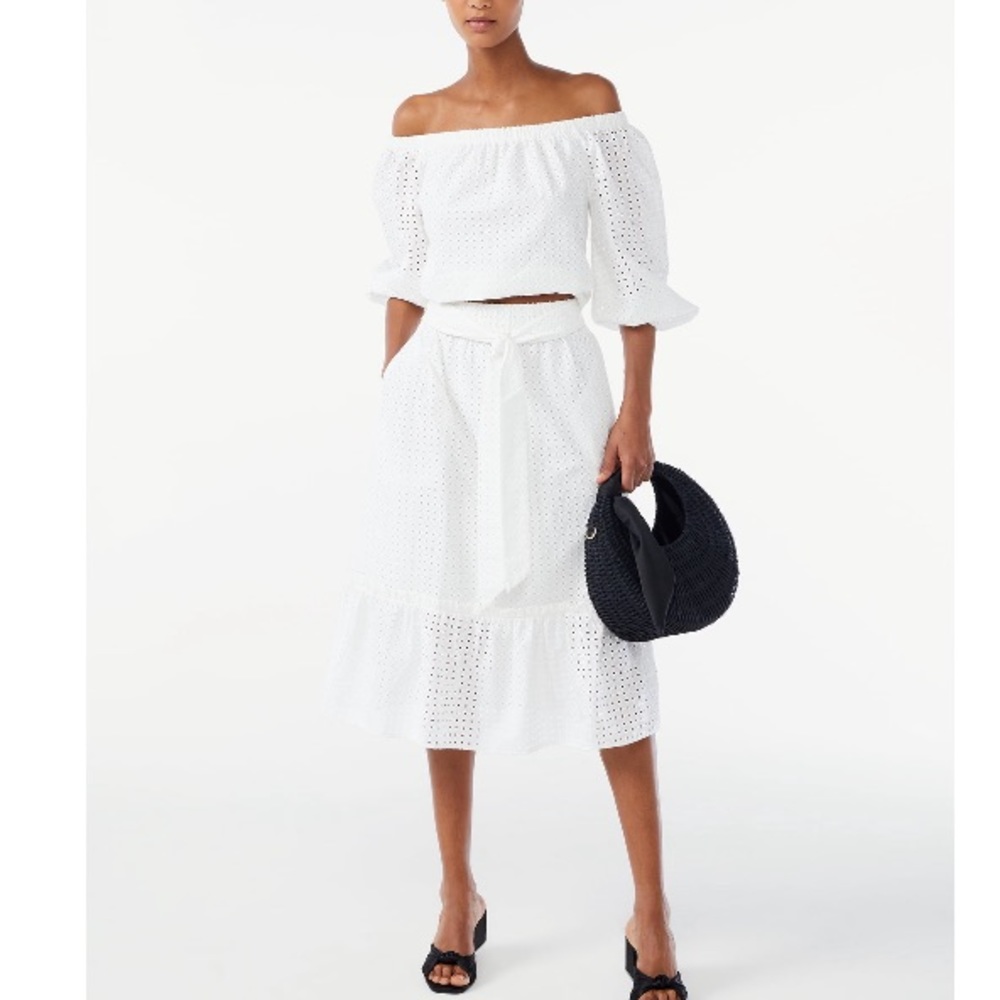 New Women Scoop Off the Shoulder Top with Blouson Sleeves, Size m (8-10)